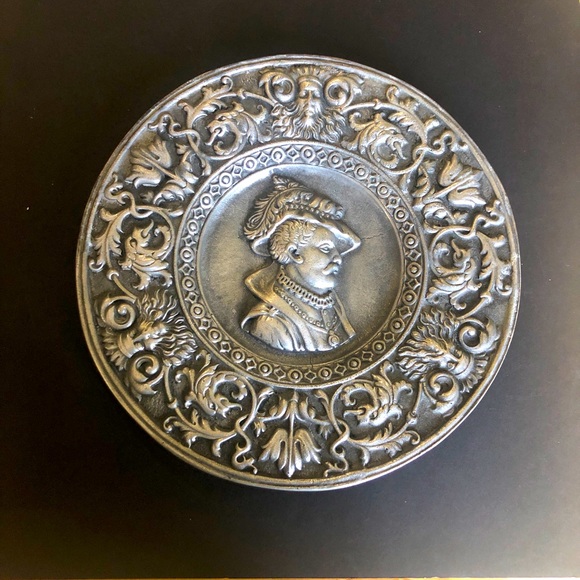 Antique Style Green Man Portrait of Cast Metal Charger Plate Wall Plaque 12”each - Picture 10 of 11